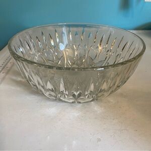 Vintage clear crystal 11” serving‎  bowl